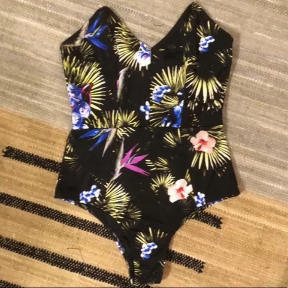 Fleur du Mal Tropical Strapless Onepiece Xs